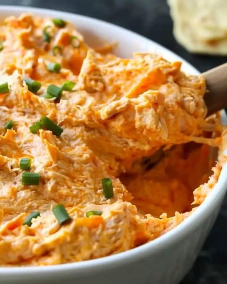 Crock Pot Buffalo Chicken Dip