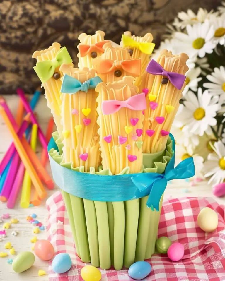 Easter Chick Dipped Wafer Cookies