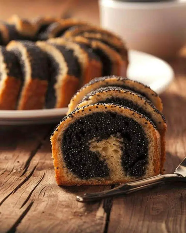 Polish Poppy Seed Roll (Makowiec)