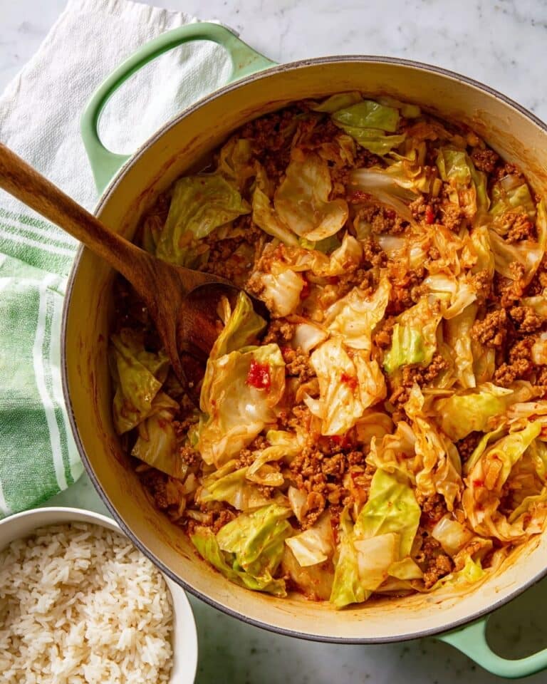 One-Pot Ground Beef and Cabbage Recipe