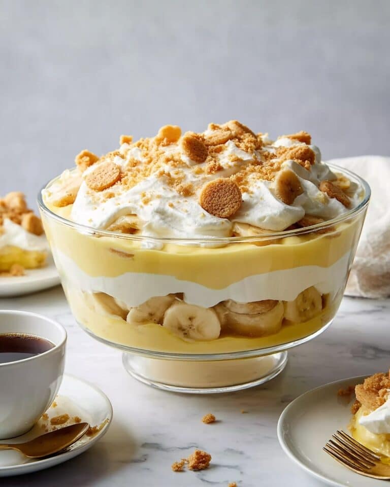 Banana Cream Pudding with Vanilla Wafers and Fresh Sliced Bananas Recipe