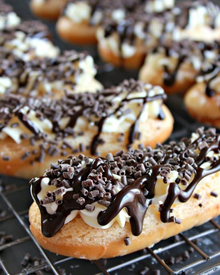 Sugar-Free Vanilla Cream Éclairs