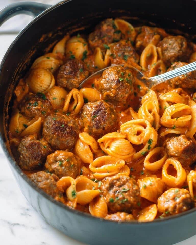 One-Pot Meatball Pasta with Tomato Sauce and Mozzarella Recipe