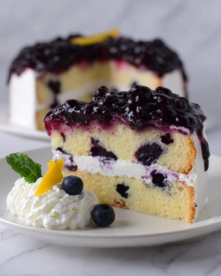 Blueberries and Cream Cake Recipe