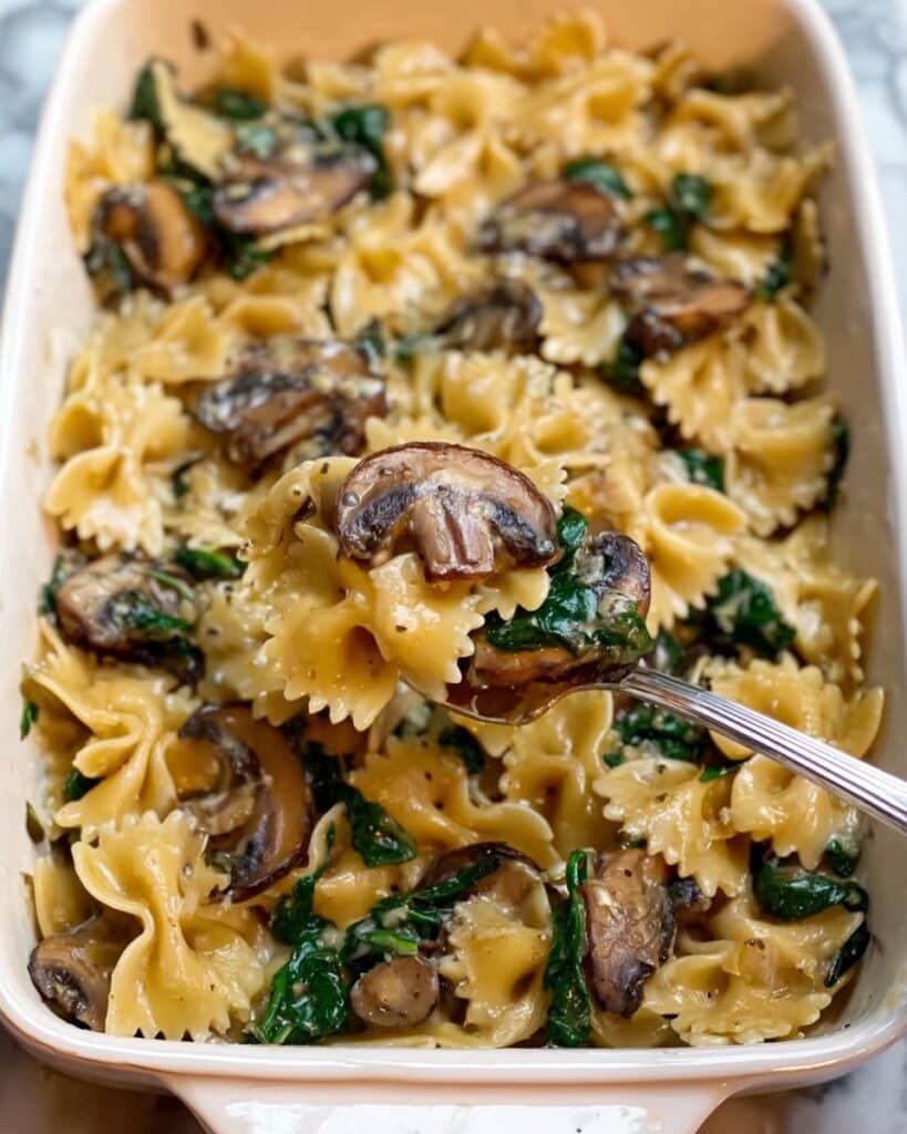 Creamy Garlic Mushroom Pasta Recipe