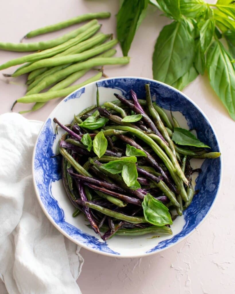Sweet and Savory Sautéed Green Beans with Basil Recipe